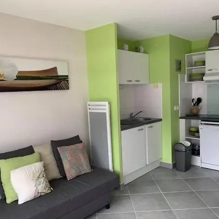 Fort-mahon : Superbe T2 A 2 Pas De La Avec Parking Prive - Fr-1-482-15 Apartment Fort-Mahon-Plage